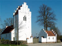 D�strup kirke, Rams� Herred, Roskilde Amt